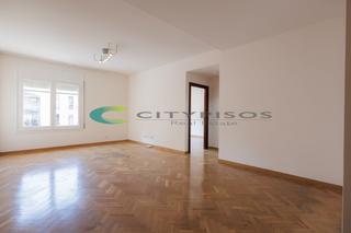 Etagenwohnung  Carrer del rector triadó