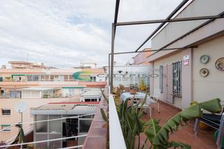 Àtic  Avinguda del torrent gornal. Atico con tres terrazas