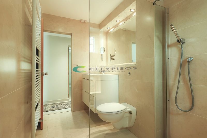 Foto f8ae447b-d778-4ac2-b977-d2eb36bccd71. Pis amb calefacció a Font de la Guatlla Barcelona