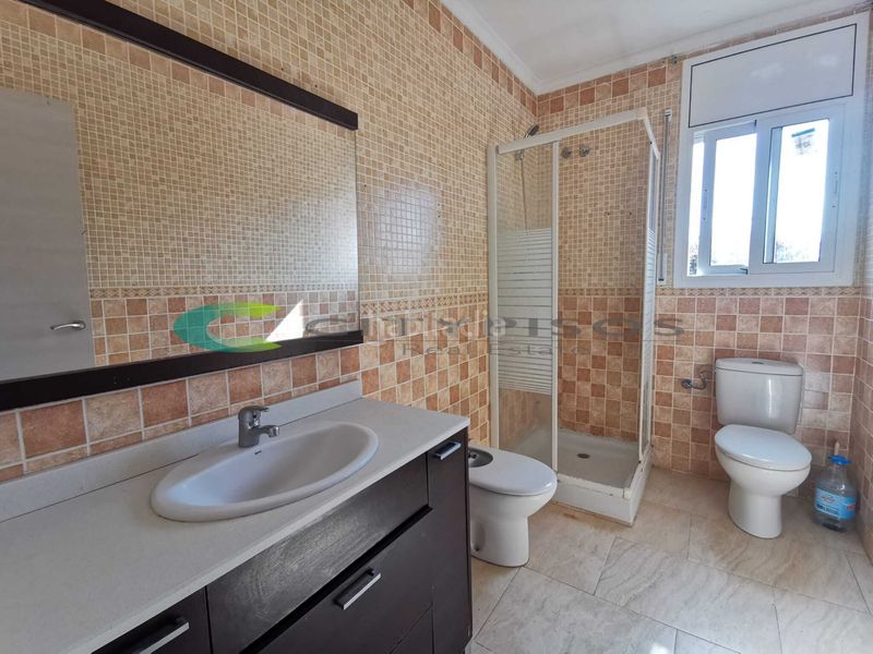 Foto b73f9be2-7ece-48ce-b00d-6197bcbb0789. Chalet en Piera