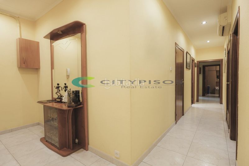 Foto cbe5c787-0335-4c80-b305-36b084a25e79. Pis a La Bordeta Barcelona