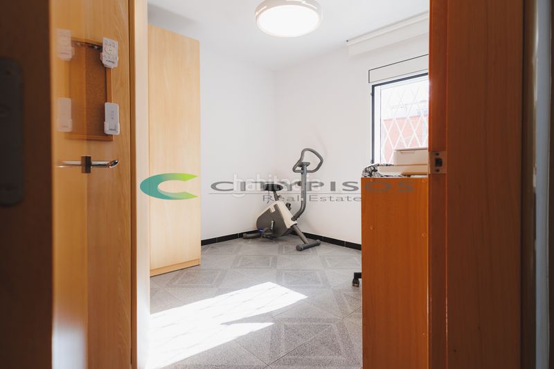 Foto 593fe291-5853-40fc-8a7c-3df29fb0385b. Pis a La Bordeta Barcelona