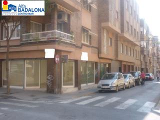 Local Comercial  Calle marina. Local comercial esquinero  badalona centro jto. metro l2 pompeu