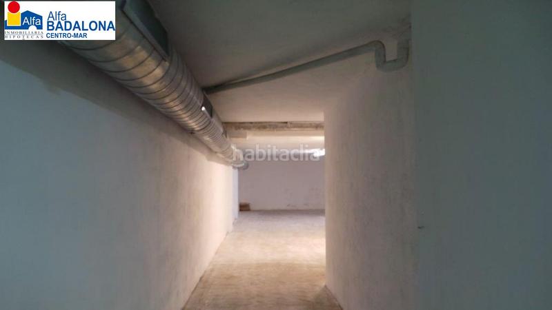 Foto 061dc279-69d0-4f9b-bd7d-cadb06230cc7. Local comercial  esquinero centro jto. metro l2 pompeu fabra en Badalona