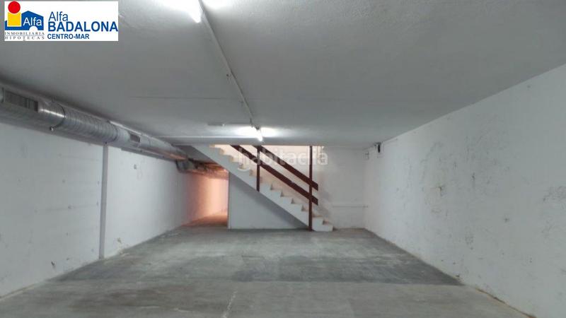 Foto 66e22630-58f6-4177-b93e-0816b4893bfa. Local comercial  esquinero centro jto. metro l2 pompeu fabra en Badalona