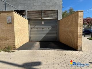 Lloguer Aparcament cotxe a Port. Parking en plaça vaixell maria assumpta, venta o alquiler