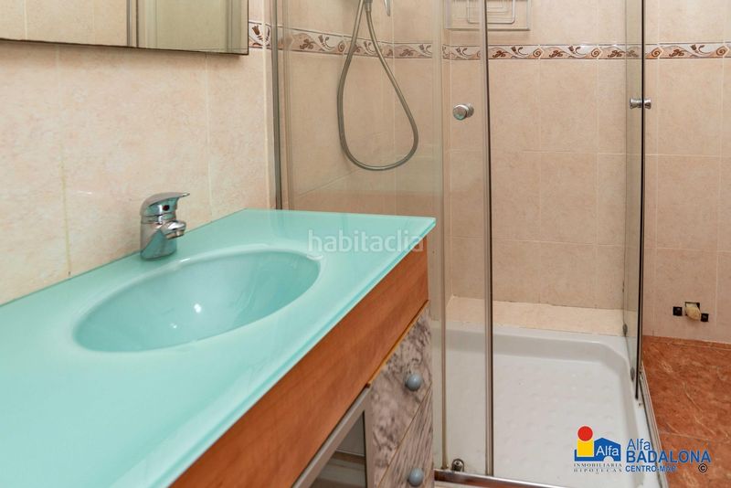Foto 6d5795dd-ad53-4276-8d0e-a606021424e5. Casa amb calefacció a Progrés - Pep Ventura Badalona