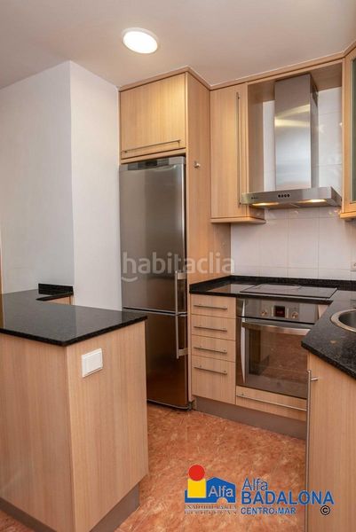 Foto b20e9df3-8f19-44b1-8a98-7e95de20178f. Casa amb calefacció a Progrés - Pep Ventura Badalona