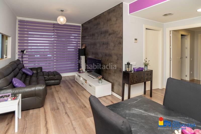 Foto 8ab445ea-e965-424c-9b10-eb11e863692f. Piso  en primera línea de mar de 84 m, 3 habit., terraza de 67 m, zona comunitaria y parking incluido en Badalona