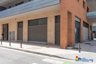 Lloguer Local Comercial a Progrés - Pep Ventura. Local comercial de 340 m,  en alquiler sup. comercial 160 m, sup