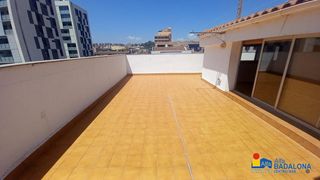Lloguer Àtic a Gorg. Ático dúplex de 3 habitaciones y buhardilla, con terraza de 44 m