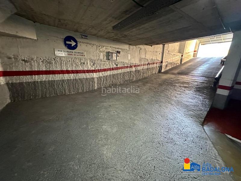 Foto a52f1bea-53c7-46ce-b573-7439266c708b. Parking coche parking en plaça vaixell maria assumpta, venta o alquiler en Badalona