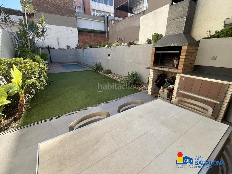 Foto de24b481-9c0e-44ea-8823-2eafbde3699f. Casa adossada amb calefacció aparcament piscina a Badalona