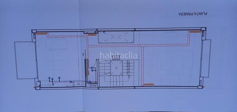 Foto 709b5b8b-a251-4730-99f8-e29fdd14f6b1. Casa a schiera con riscaldamento parcheggio piscina in Badalona