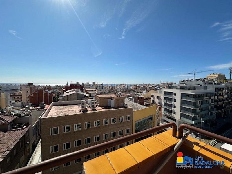 Foto a66ba7ac-2bee-40e3-9318-3c2db44a31b8. Pis amb calefacció aparcament a Centre Badalona