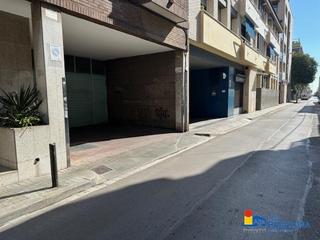 Parking coche en Progrés - Pep Ventura. Venta de plaza de aparcamiento en zona de progrés