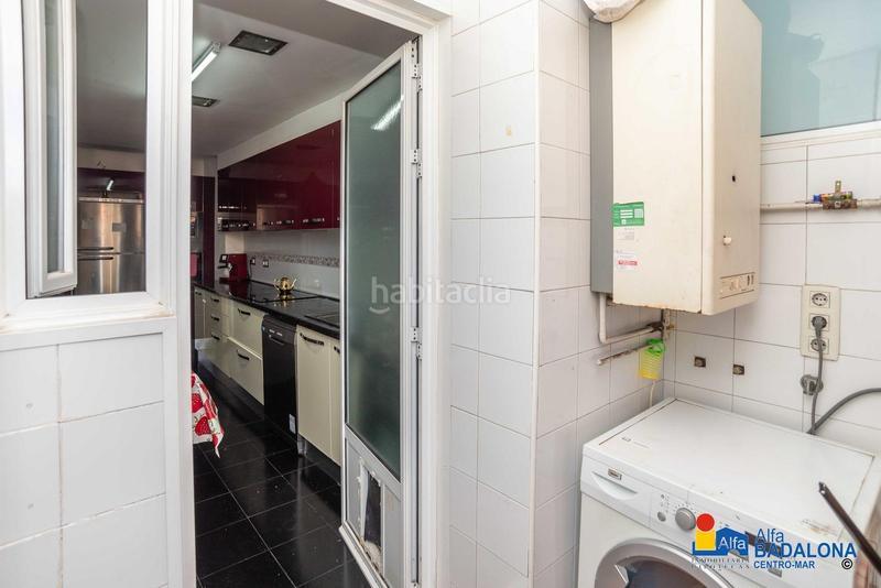 Foto 227d57aa-2d0a-47b3-943b-2e84e4221a51. Appartement avec chauffage parking dans Bufalà Badalona