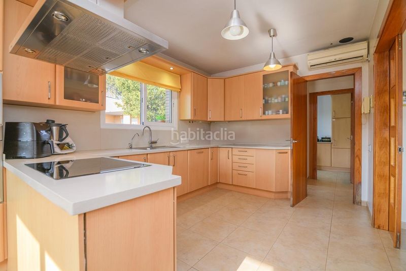 Foto 01e0d984-9e83-4395-b4a8-f083f90cc5e3. Casa amb calefacció aparcament a Castellarnau Sabadell