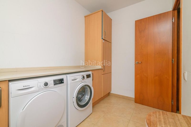 Foto 71e2e61a-6260-436e-ad4b-f216e97b2ac1. Casa amb calefacció aparcament a Castellarnau Sabadell