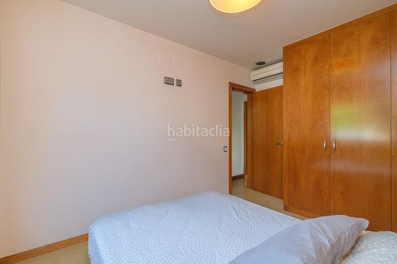 Foto 8269b2a6-5900-4527-82dc-b2bb7340aace. Casa amb calefacció aparcament a Castellarnau Sabadell