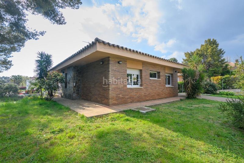 Foto 938f5ac0-f23b-48f9-8659-8f0cc4ffaa04. Casa amb calefacció aparcament a Castellarnau Sabadell