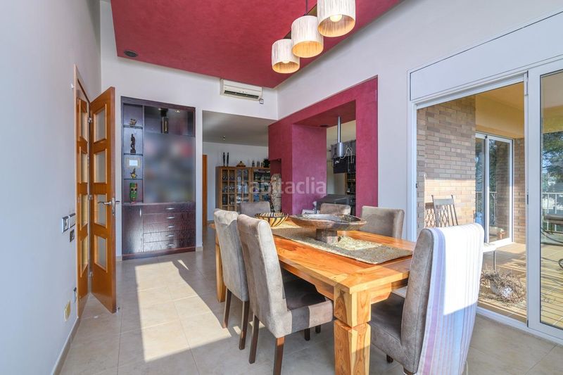 Foto ada0ee54-4ac0-4c9e-b826-df6f1ecc062f. Casa amb calefacció aparcament a Castellarnau Sabadell