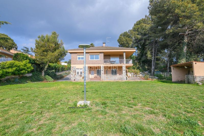 Foto ecf79821-06fe-4e8d-8560-5db399338fbe. Casa amb calefacció aparcament a Castellarnau Sabadell