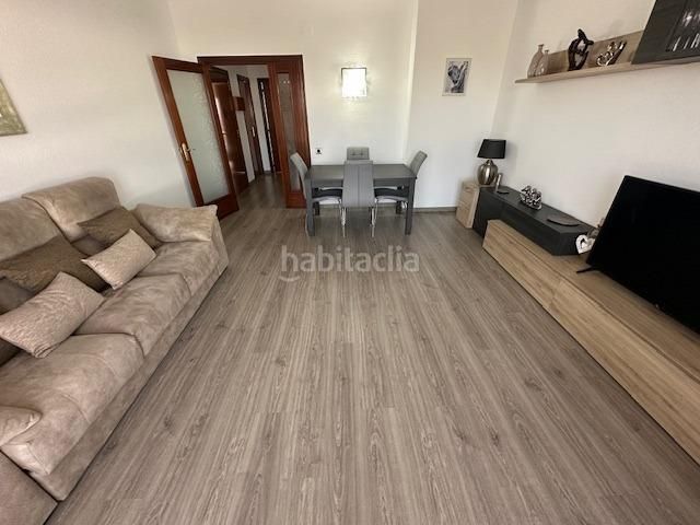 Foto d8f44e33-4a52-487a-a175-d410d429d8fa. Pis a Barceloneta Barcelona