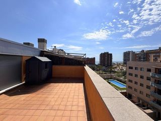 Penthouse in Port. Ático dúplex de 4 habitaciones, terraza, parquing, trastero y zo