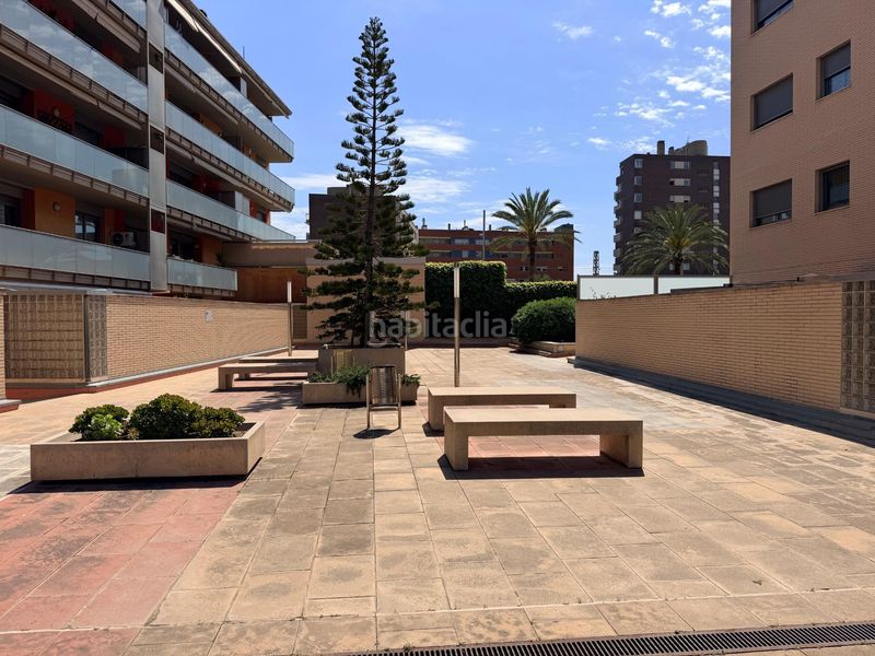 Foto 1f4f2c3a-62d6-4616-a73f-5773a2794729. Àtic amb calefacció aparcament piscina a Port Badalona