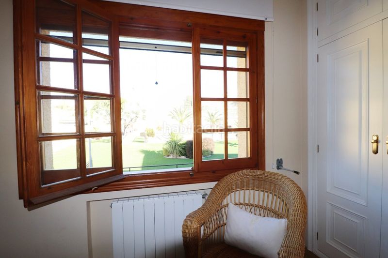 Foto 22876300-8997-4952-8551-7787454a23fc. Chalet con riscaldamento piscina in Petrer
