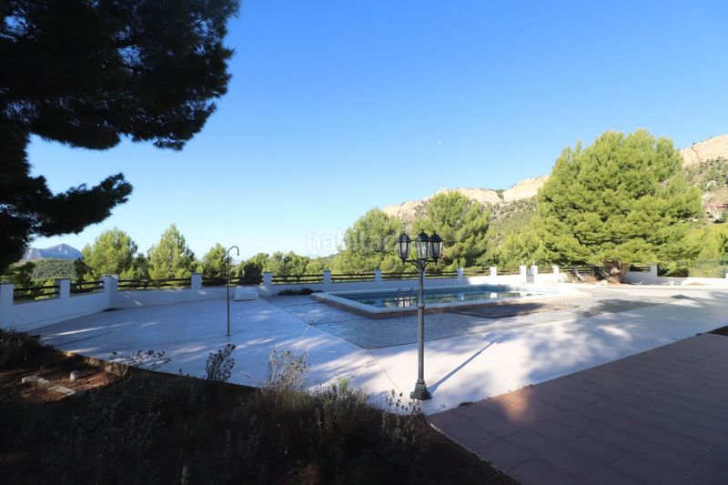 Foto d7f64975-4b64-4b77-9ee4-e5237b6ecae3. Chalet avec piscine dans Castalla
