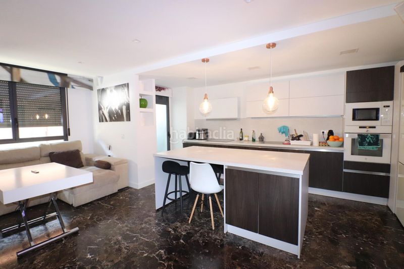 Foto 8439def0-d0ad-4193-b7dc-e5a969e45e8d. Pis amb aparcament a Petrer