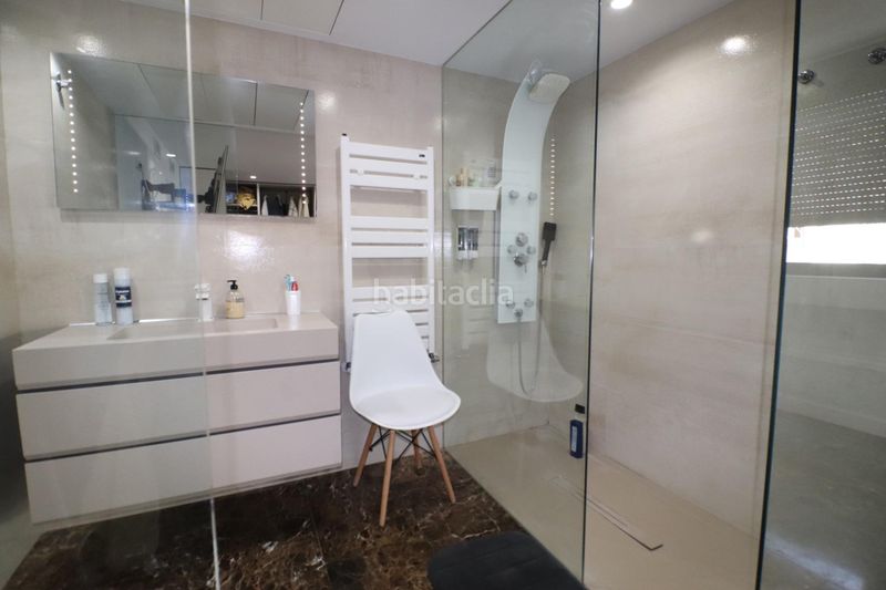 Foto c5ac5a6d-b53c-4779-bb4b-61c876c4ae84. Pis amb aparcament a Petrer