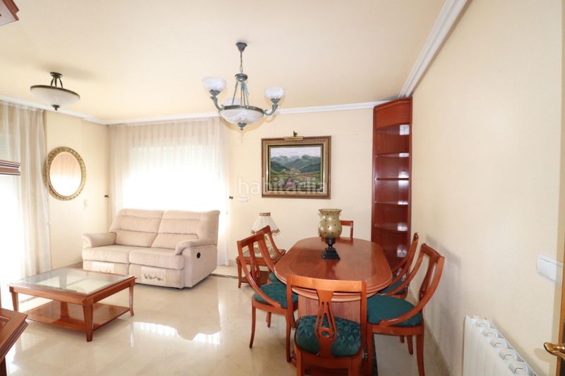 Foto 745b5e25-7ae8-49f4-81c3-e149f25a4608. Flat with parking in Petrer