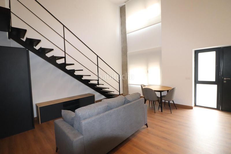 Foto 1a59efdf-54aa-4f84-b109-f7e4c9a937a7. Loft in Petrer