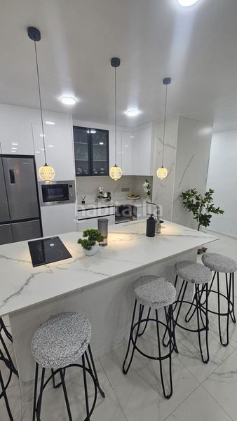 Foto 0b7bac5f-0fd5-4726-b2fc-23e0c829860f. Etagenwohnung in Plaza Castelar - Mercado Central Elda
