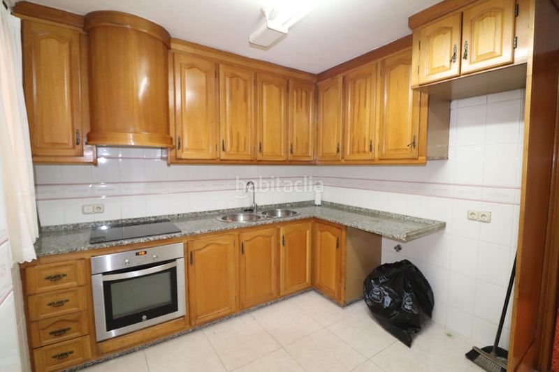 Foto e3f34853-ca42-45bc-bc9c-1f58116e8710. Appartement dans Plaza de Toros-Avenida Chapí-Trinquete Elda