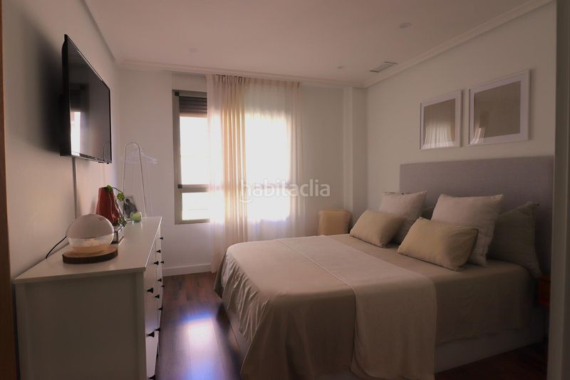 Foto 75bc2a32-307f-423a-bec6-2579be3ffe67. Flat with parking in Petrer