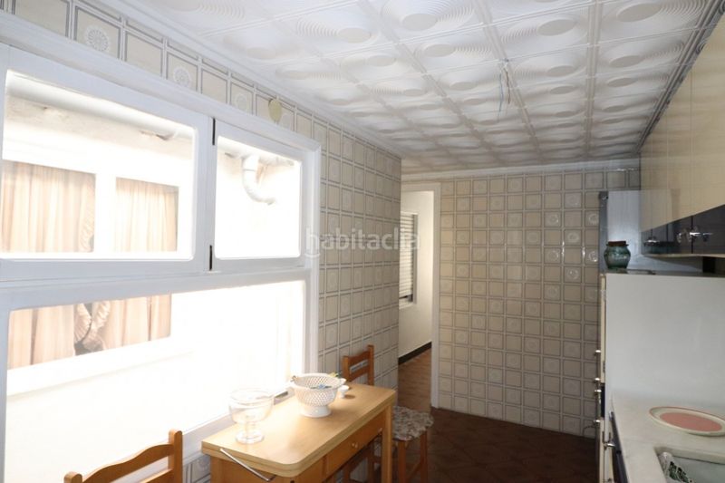 Foto 4cf8468c-ec09-4cc1-b63a-7f9759b5da1b. House with parking in Centro Elda