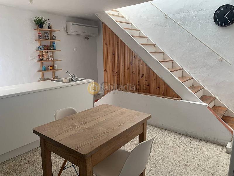Foto 59b9b633-55ed-4472-bc76-92ba10aad5a5. Casa pareada adosado en pleno Centro con gran solárium con vistas al mar en Nerja