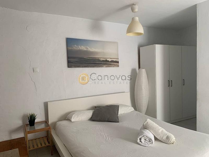 Foto 93d910cc-b276-4183-8fb4-2c4c7e2193ac. Casa pareada adosado en pleno Centro con gran solárium con vistas al mar en Nerja