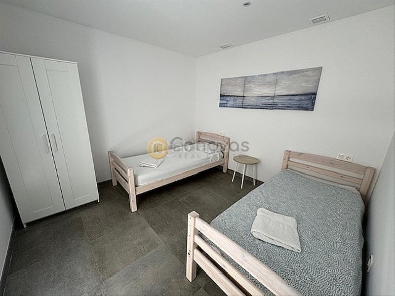 Foto f77ad30a-dfe4-4e85-9784-0a9d965b9267. Xalet amb aparcament piscina a Centro Nerja