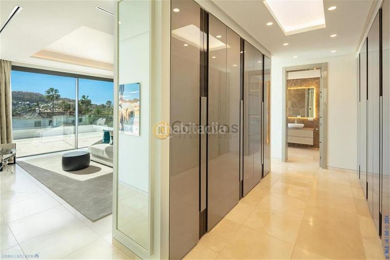 Foto 10b5da6a-857d-48fb-999a-eb58216f56a8. House with heating parking pool in Casco Antiguo Marbella