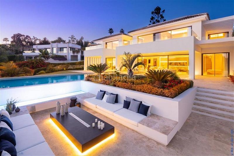 Foto 3f408330-f988-47bb-b137-46136d707b6d. House with heating parking pool in Casco Antiguo Marbella