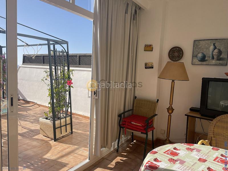 Foto 42b7ec3a-8628-4576-952b-a3d1accebb3e. Casa con parcheggio piscina in El Peñoncillo Torrox