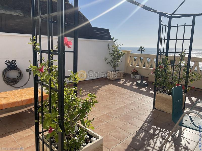 Foto a9c8b0c8-01fc-49f4-b69d-bc1f5dcc36fa. Casa con parcheggio piscina in El Peñoncillo Torrox