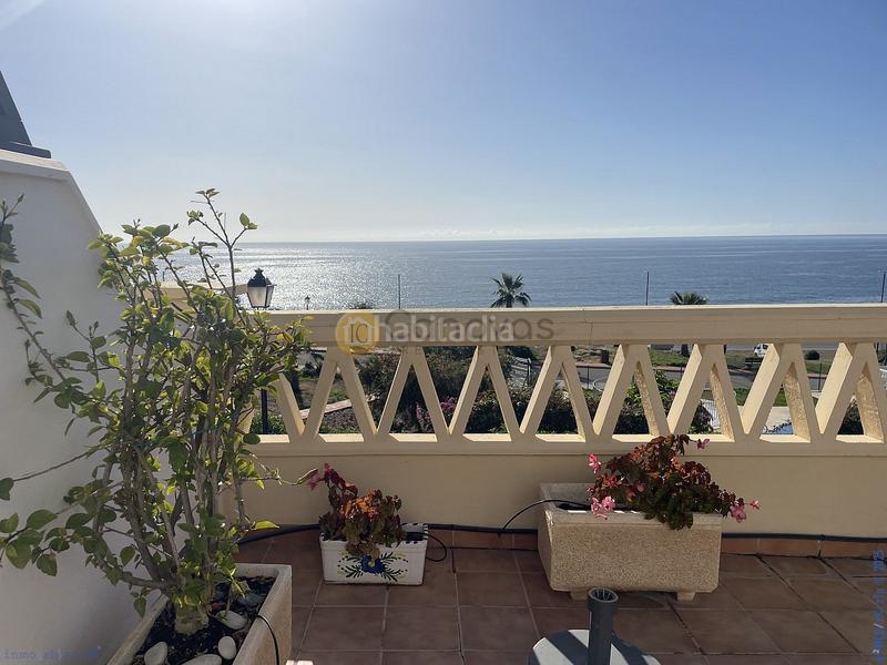 Foto dab3672e-8a6a-434b-934c-271da19f0dee. Casa con parcheggio piscina in El Peñoncillo Torrox