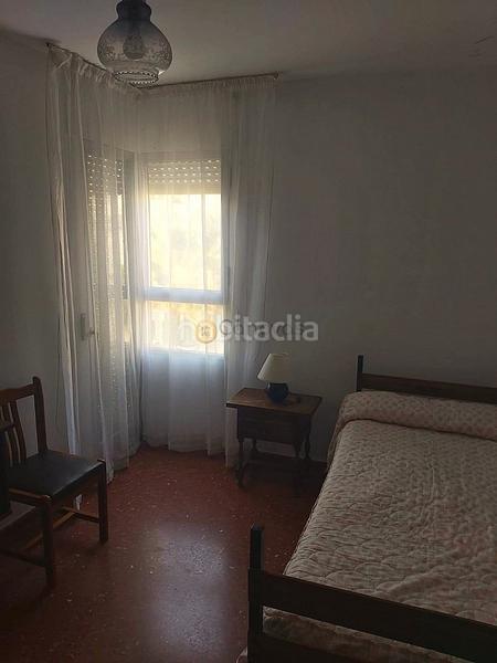Foto 25401aed-ecda-46ff-846e-eba009cb8e6c. Apartamento piso en pleno Centro en Centro Nerja