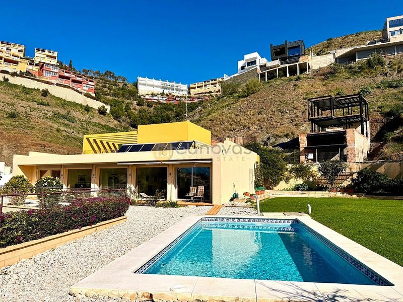 Foto 06005657-0d5a-4509-8839-39132e2f9f48. Haus mit parking pool in El Peñoncillo Torrox